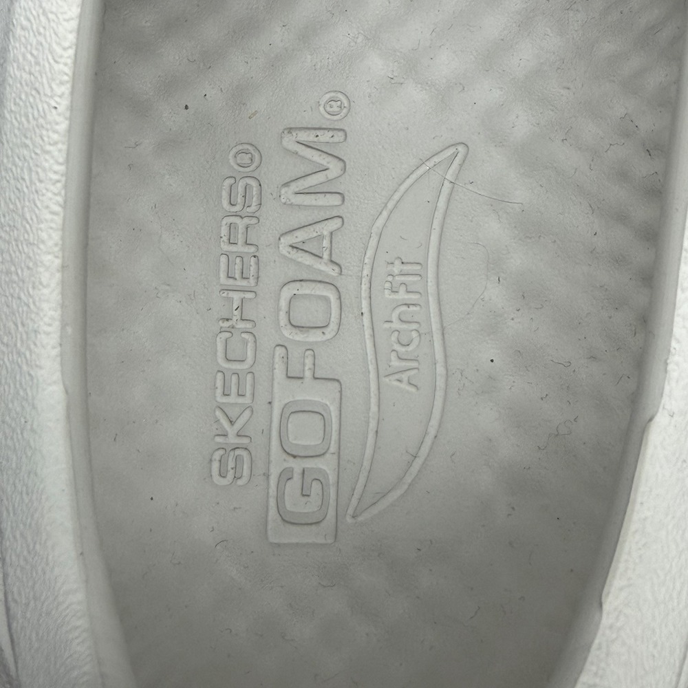 Skechers Arch Fit Go Foam White Foamies Clogs Slip On Women SZ 7 Men Sz 5 Shoes - Picture 4 of 7